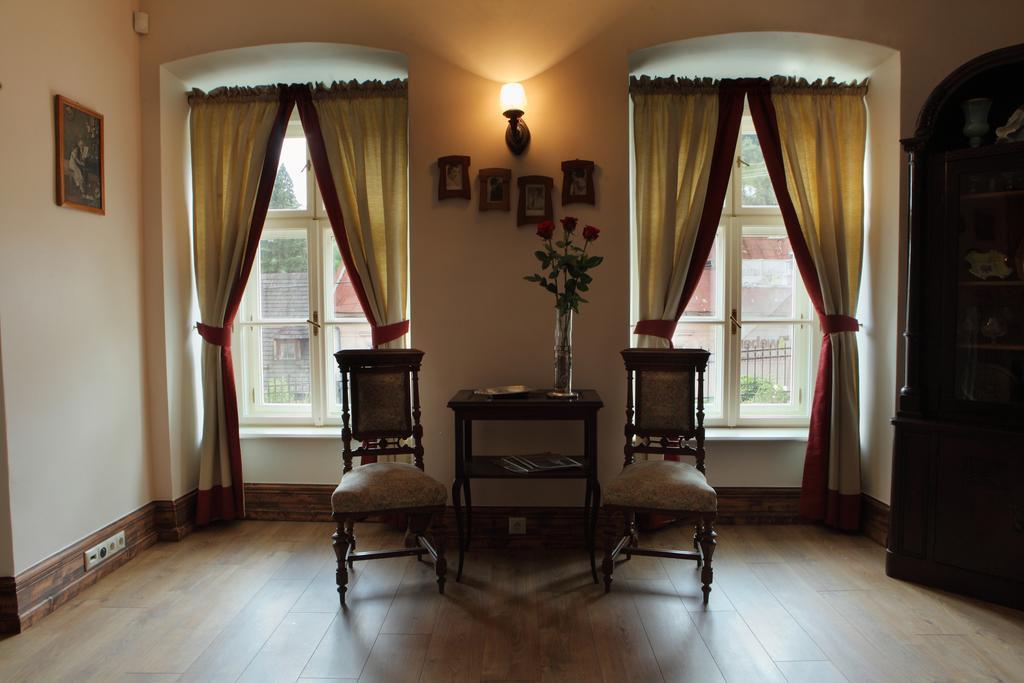 Apartmany Antik Pratterov Dom Banská Štiavnica Стая снимка